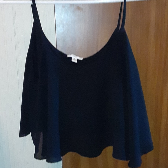 Crop top - Picture 1 of 2